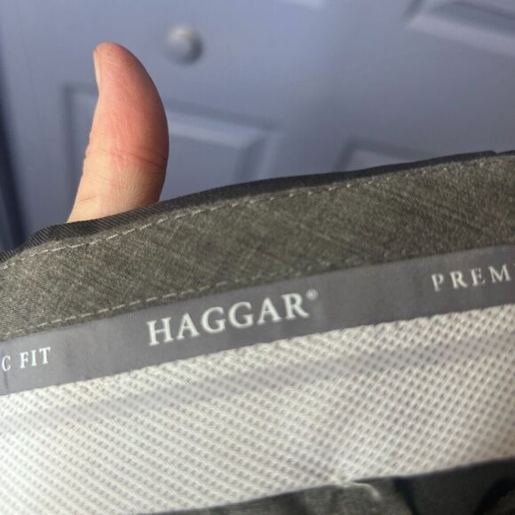 Haggar Premium Comfort Dress Pant Flat Front Classic Fit Gray Trouser Size 40/29 - Picture 9 of 12